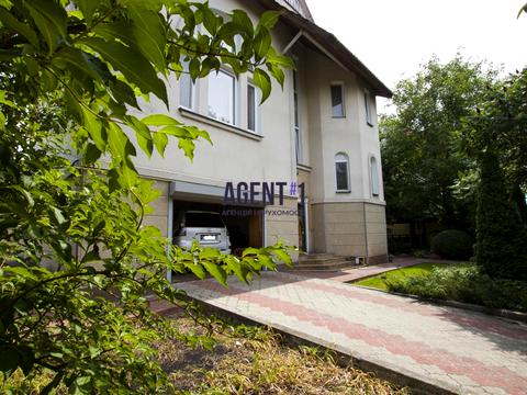 будинок за адресою Каштанова вул.