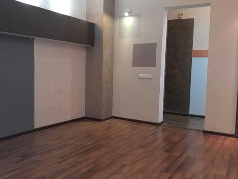 комерційна за адресою Межигірська вул., 32-А