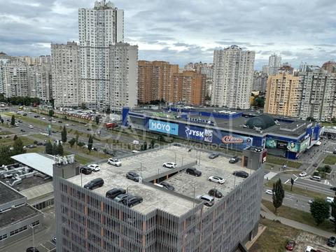квартира за адресою Дніпровська набережна вул., 18-А