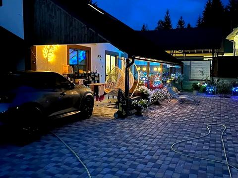 будинок за адресою космонавтів