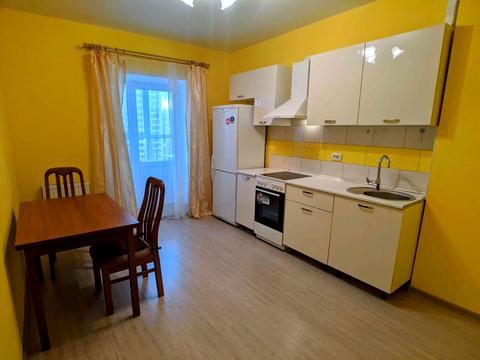 квартира по адресу Патриарха Мстислава Скрипника ул., 48