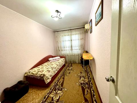 квартира за адресою Космонавтів, 80