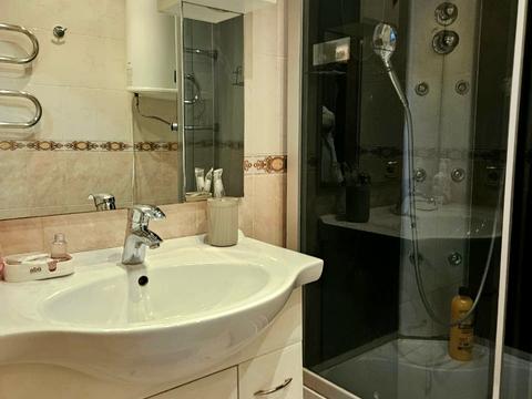 квартира по адресу Захисників України, 19