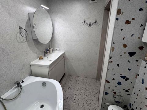 квартира по адресу Машинобудівників ул., 1-Б