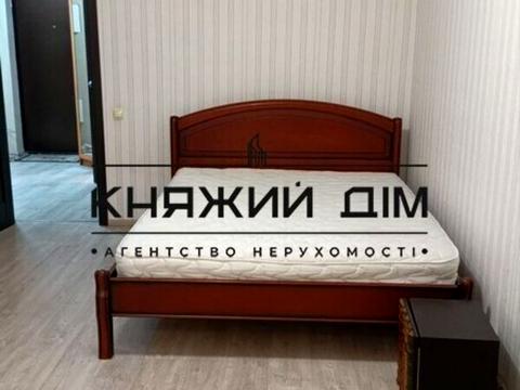 квартира по адресу Драгоманова ул., 2-Б