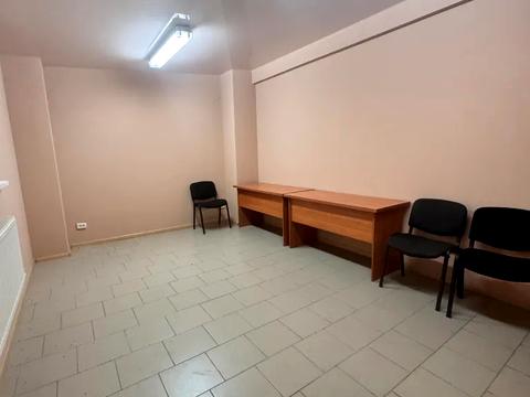 комерційна за адресою Фосфорна вул., 1