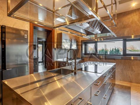 будинок за адресою Сонячна, 15