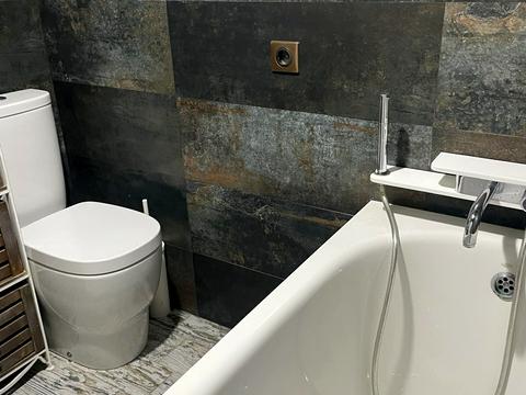 квартира за адресою Авіаконструктора Ігоря Сікорського вул. (Танкова), 1