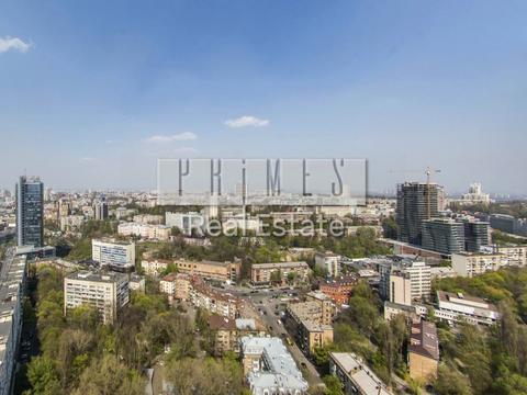 комерційна за адресою Лесі Українки бульв., 7-А