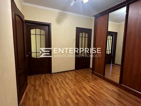 квартира за адресою Академіка Заболотного вул., 56