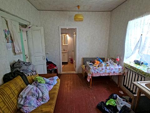 будинок за адресою В'ячеслава Чорновола вул. (Матросова)