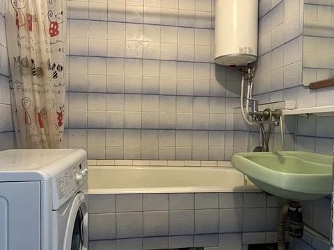 квартира за адресою Академіка Заболотного вул., 52