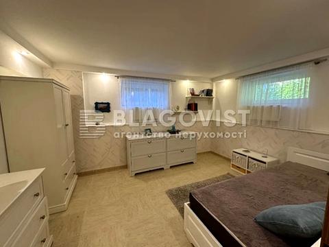 будинок за адресою Святищенська вул., 1