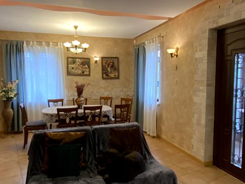 дом по адресу Лінія 7