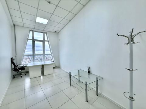 комерційна за адресою Кловський узвіз, 7a