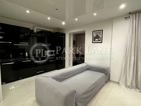 квартира за адресою Рибальська вул., 8