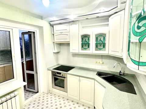 квартира за адресою Феодосійська вул., 10