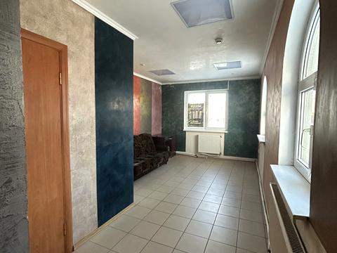 комерційна за адресою Кременець, Вишнівецька, 1