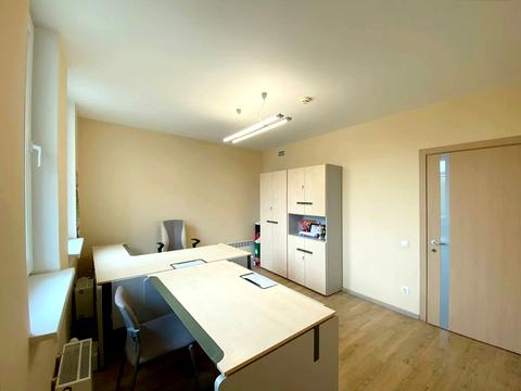 комерційна за адресою Юлії Здановської вул. (Ломоносова), 73