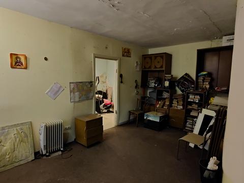 комерційна за адресою Філософська, 40