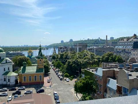 комерційна за адресою Спаська вул., 26/14