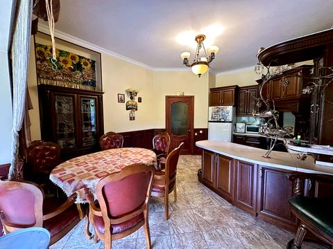 будинок за адресою Центральна вул.