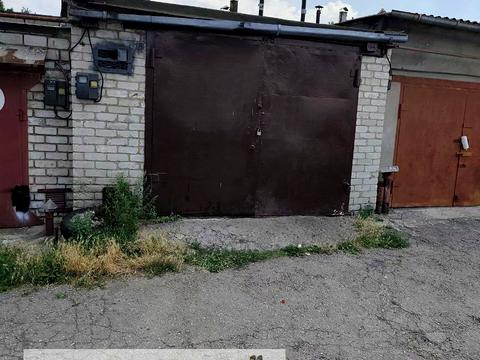паркомісце за адресою Іванова вул., 111