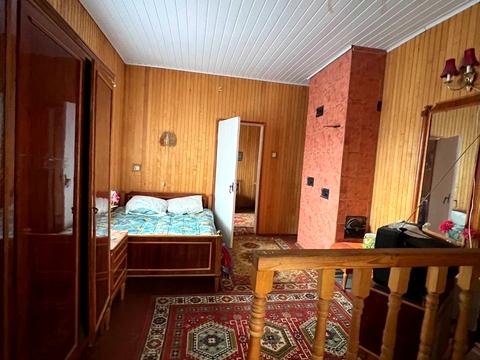 будинок за адресою Лісова Поляна