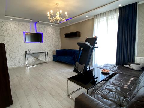 квартира за адресою Івасюка, 7
