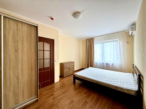 квартира за адресою Софії Русової вул., 7