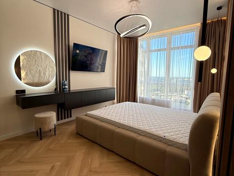 квартира за адресою Краснова вул., 1-В