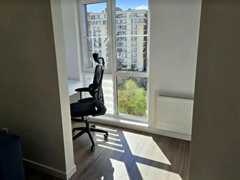 квартира за адресою Михайла Максимовича вул. (Онуфрія Трутенка), 28-Е