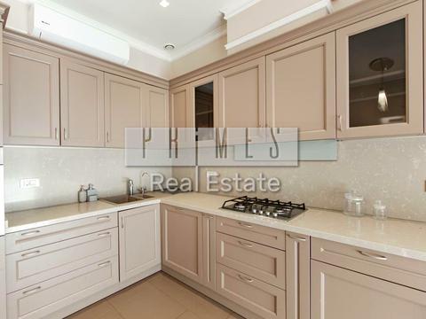 будинок за адресою Козача вул., 1