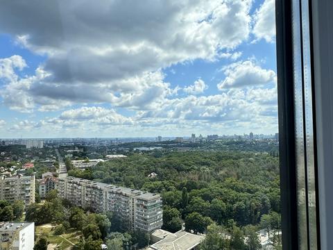 квартира за адресою Віктора Некрасова вул. (Північно-Сирецька), 12-А