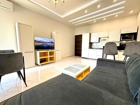 квартира за адресою Дніпровська набережна вул., 14-Б