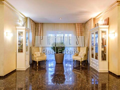 будинок за адресою смт. Козин, Дачна вул.