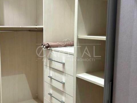 квартира за адресою Дніпровська набережна вул., 26