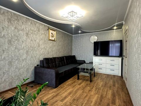 квартира по адресу Молодёжи просп., 10