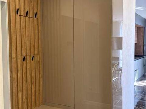 квартира за адресою Дніпровська набережна вул., 18-А