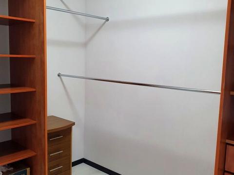квартира за адресою Боголюбова вул., 33