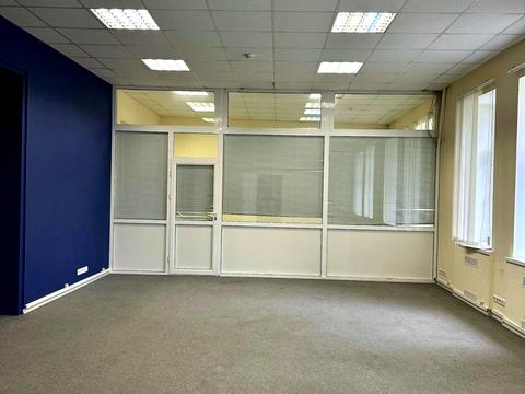 комерційна за адресою Михайлівська вул., 12-Б