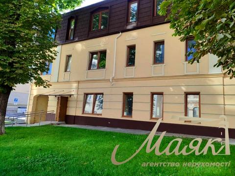 комерційна за адресою Івана Франка вул., 15