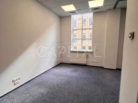 коммерческая по адресу Владимирская ул., 1