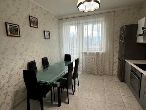 квартира за адресою Кадетський Гай вул., 3