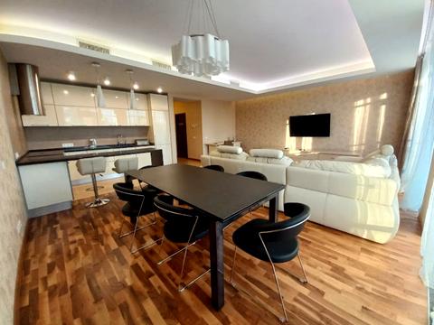 квартира за адресою Раїси Окіпної вул., 18
