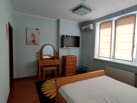 квартира за адресою Раїси Окіпної вул., 4-А