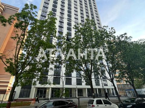 квартира за адресою Літературна вул., 10