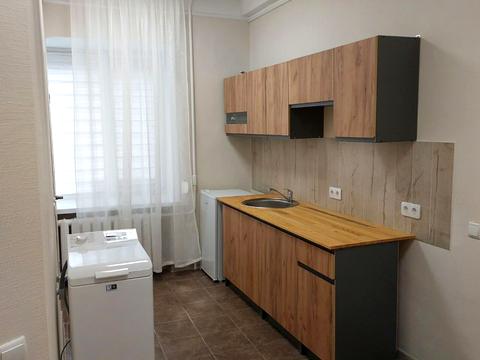 комерційна за адресою Олеся Гончара вул., 47/49