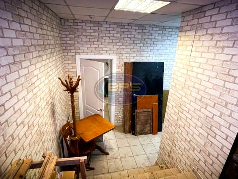 комерційна за адресою Жуковського, 38