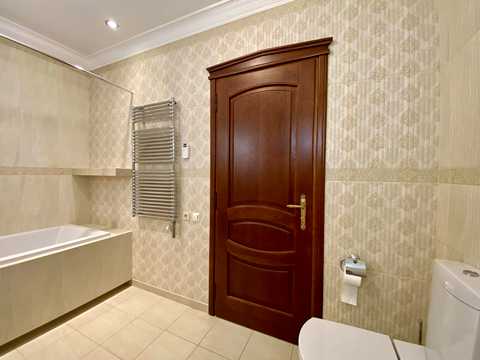 квартира по адресу Круглоуниверситетская ул., 3-5